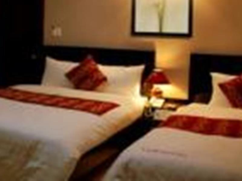 Lux Hotel Thon Lai The Bagian luar foto